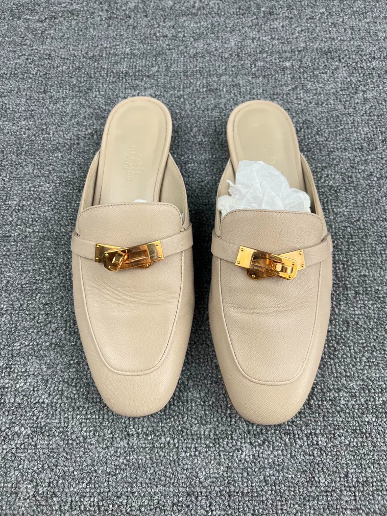Hermes Beige Leather Mules with Gold Buckle-yf