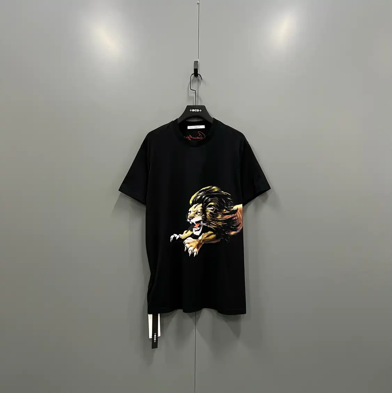 Givenchy Short-Sleeve Black Lion T-Shirt 0089