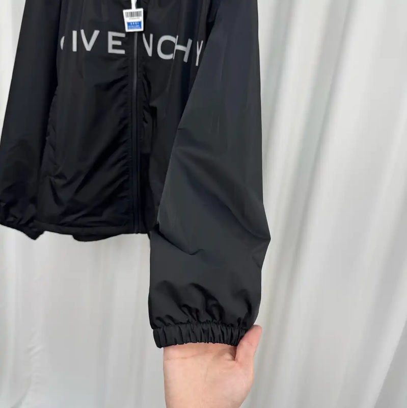 Givenchy Men's Long Sleeve Black Logo Jacket 0089