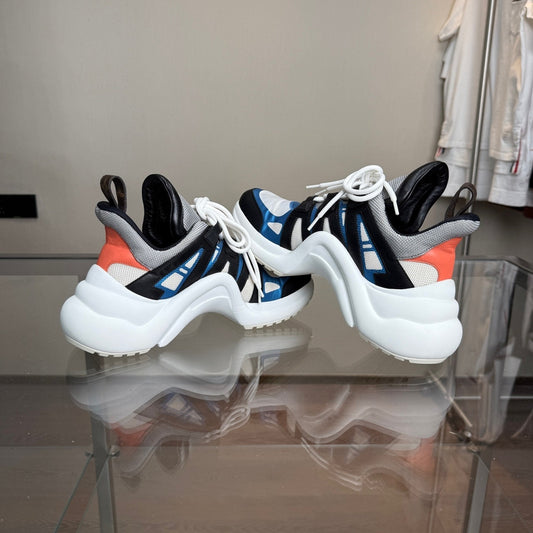 Louis Vuitton Leather Sports Sneakers in White and Blue 0079