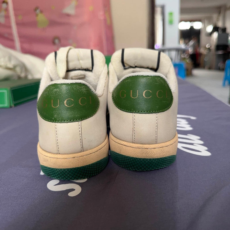 Gucci Screener Distressed Leather Low-Top Sneakers 0079