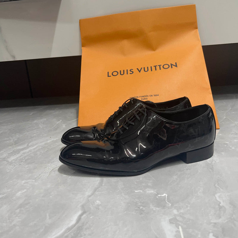 Louis Vuitton Black Patent Leather Casual Shoes 0079