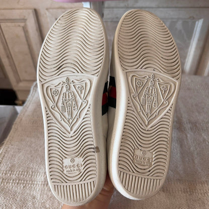 Gucci Stylish White Leather Sneakers with Red Green 0079