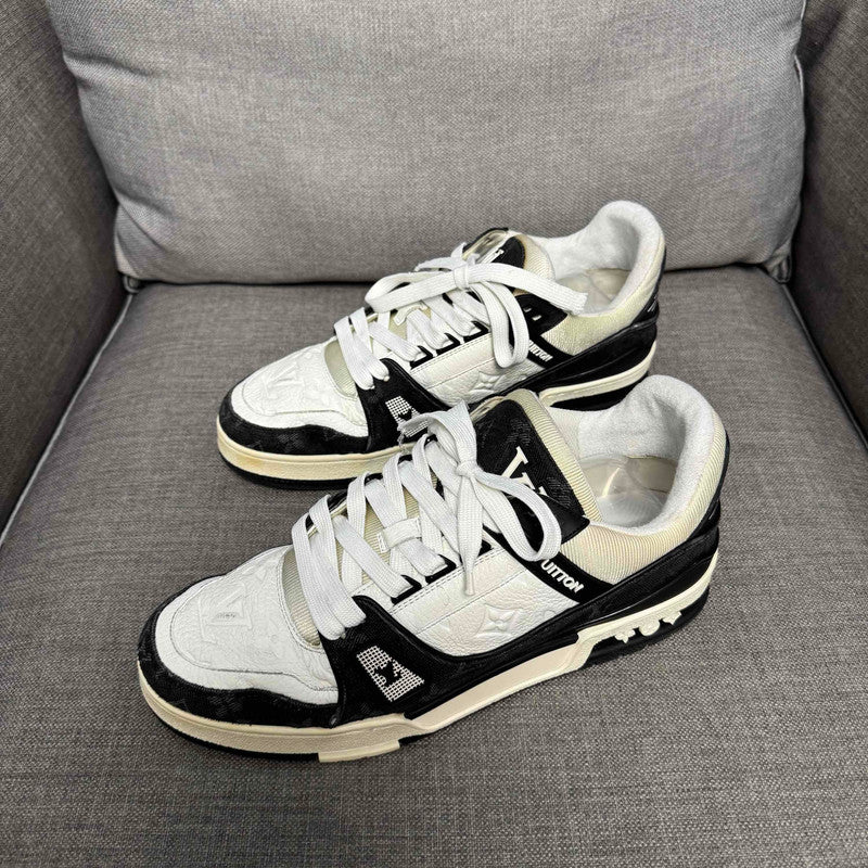 Louis Vuitton Trainer Panda Low Sneakers 0079