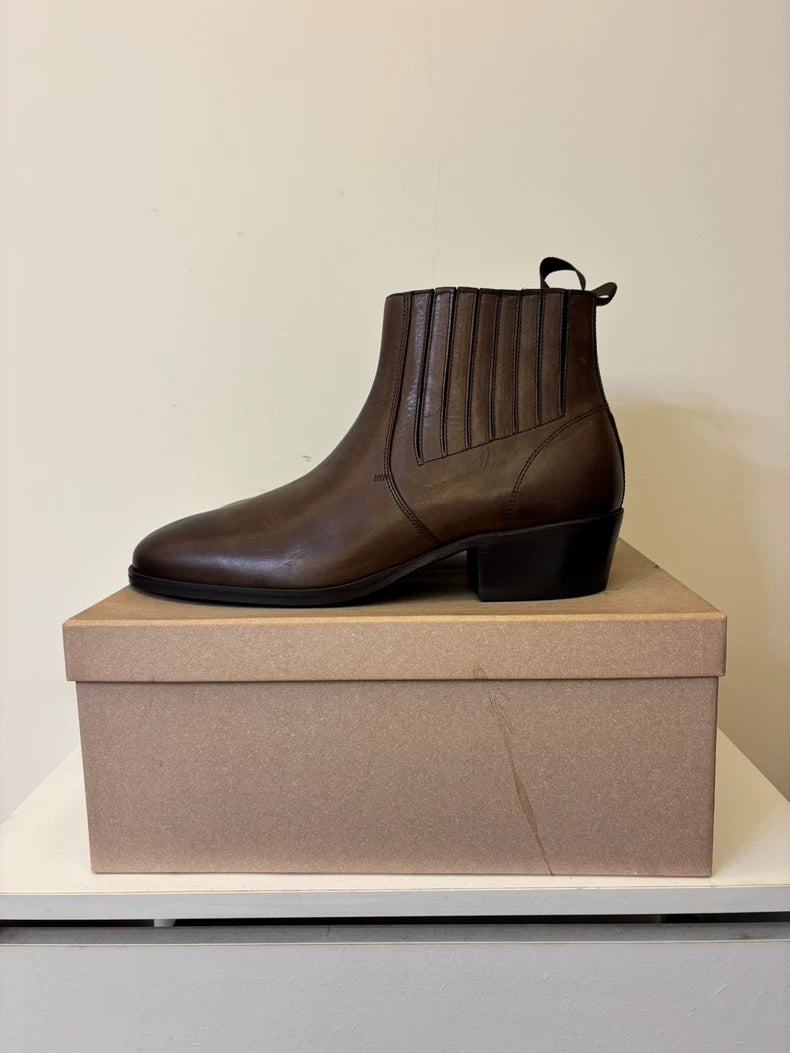 Lemaire Chelsea Boots in Elegant Brown
