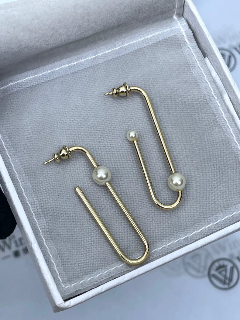 Dior Gold Paperclip Pearl Earrings