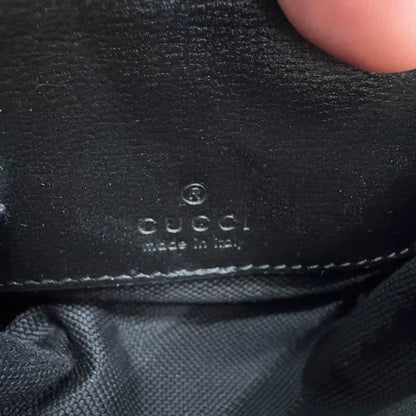 Gucci GG Logo Messenger Bag-zp