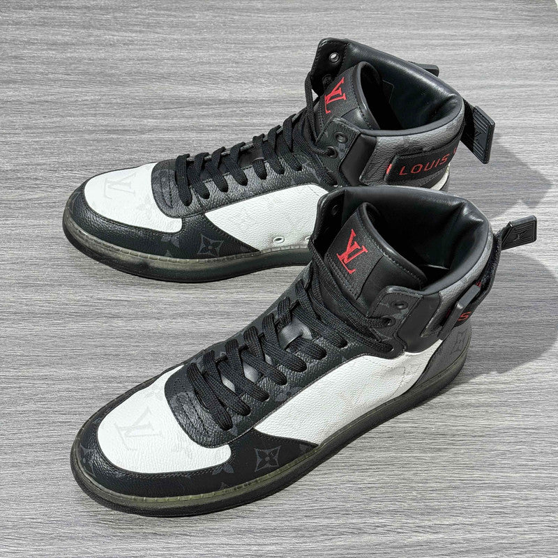 Louis Vuitton Rivoli Casual Sneakers in White and Blue 0079