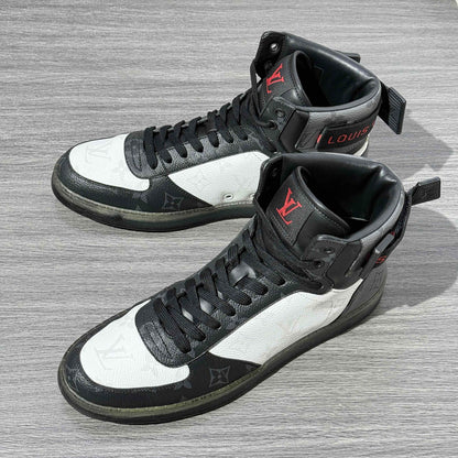 Louis Vuitton Rivoli Casual Sneakers in White and Blue 0079