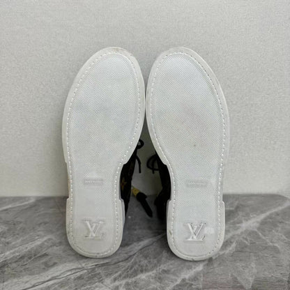 Louis Vuitton Stylish Brown Leather Sneakers 0079