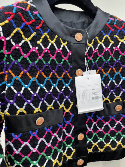 Colorful Diamond Pattern Round Neck Jacket