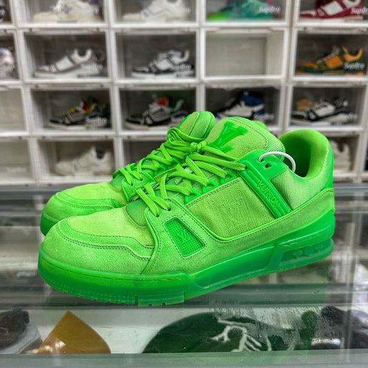 Louis Vuitton Trainer Fashion Sneakers in Green 0079