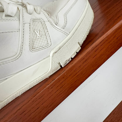 Louis Vuitton Trainer Sneaker in White 0079
