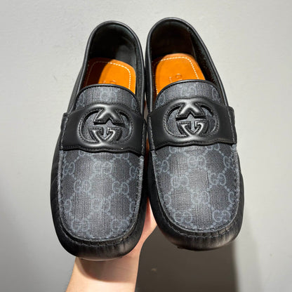 Gucci Black Leather Interlocking Loafers for Men 0079