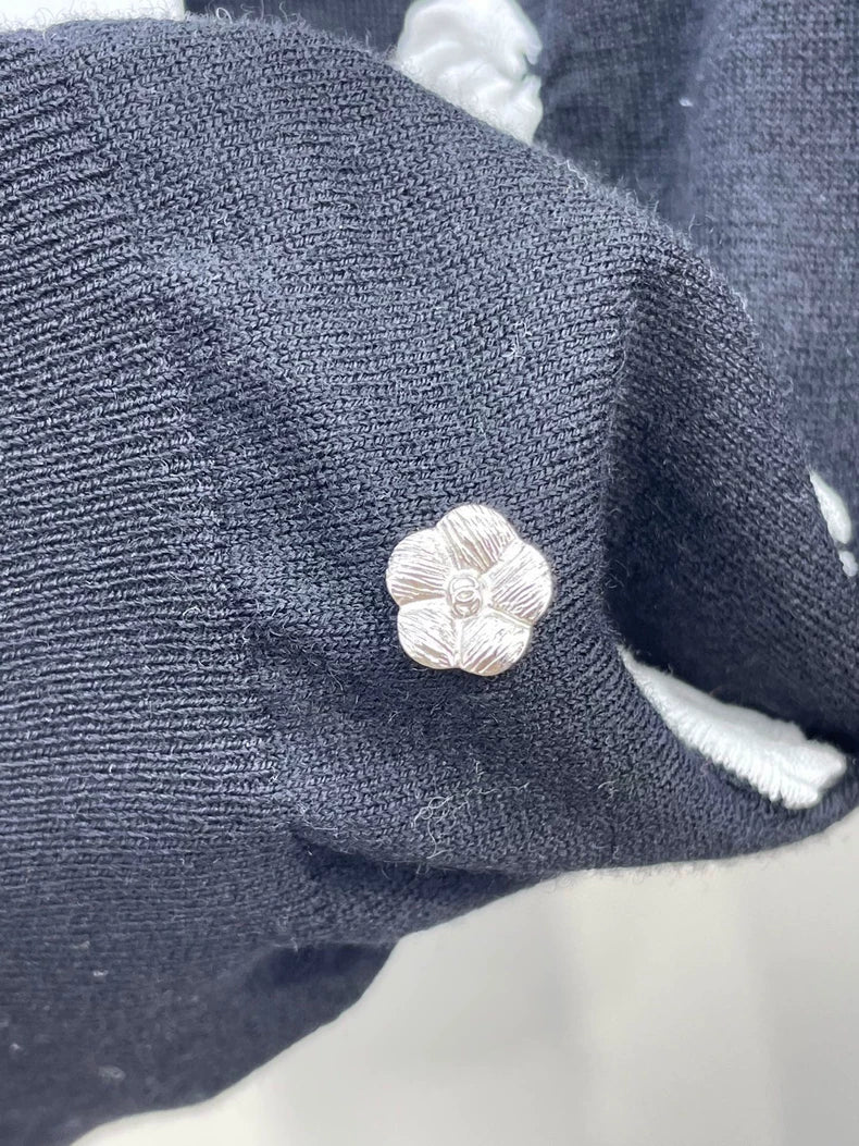 Chanel Shoulder Knit with Bow Design