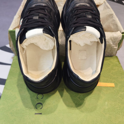 Gucci Rhyton Low-Top Black and Red Sneakers 0079