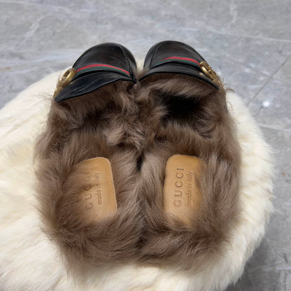 Gucci Princetown Black Fur Slide Slippers for Men 0079