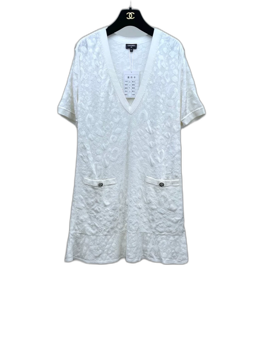 Chanel White Short Sleeve Dress with Pockets
