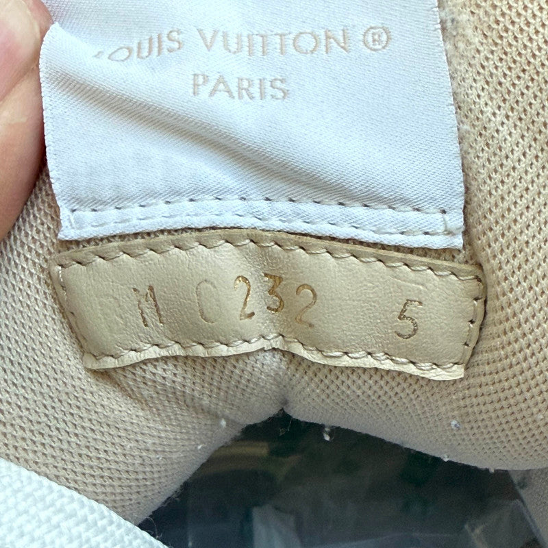 Louis Vuitton Trainer Low-top Fashion Sneakers in Khaki 0079