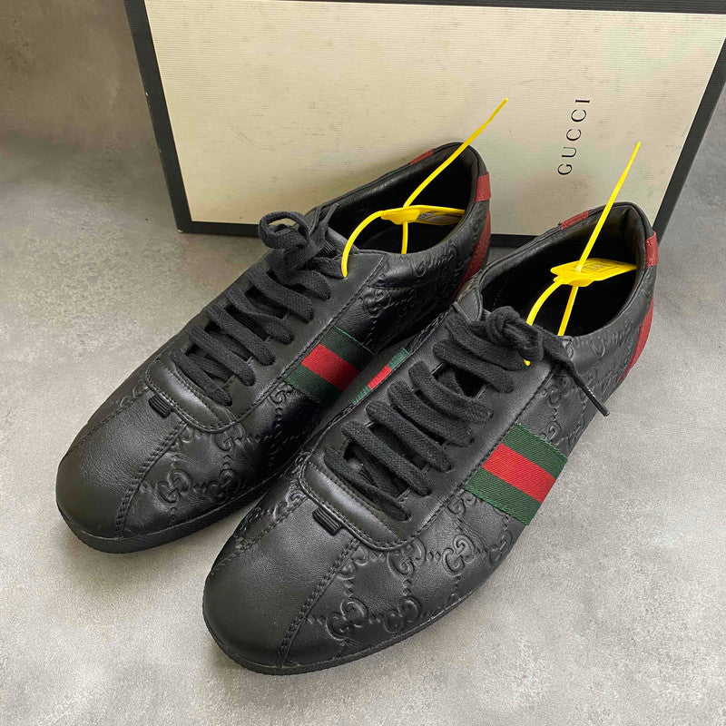 Gucci Low-Top Sneakers with Signature Design 0079