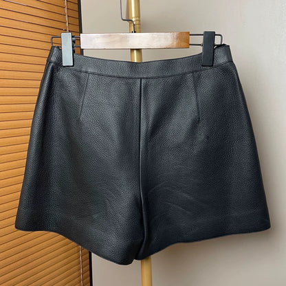 HERMES Black Leather Shorts Size 34
