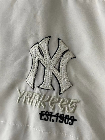 Vintage White Hooded Puffer Jacket