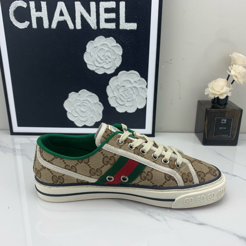Gucci Tennis 1977 Canvas Low-Top Sneakers 0079