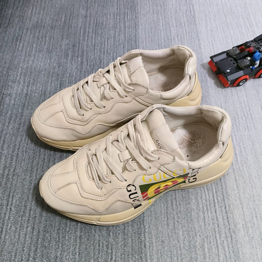 Gucci Rhyton Double G Logo Dad Sneakers in Cream 0079