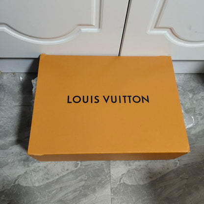 Louis Vuitton Rivoli High-Top Casual Sneakers in Black 0079