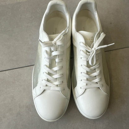 Louis Vuitton White Casual Low-Top Sneakers for Men 0079