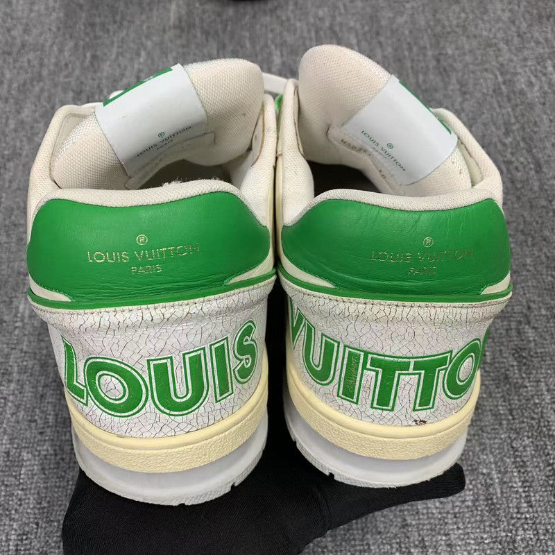 Louis Vuitton Retro Green Accent Low-Top Sneakers 0079