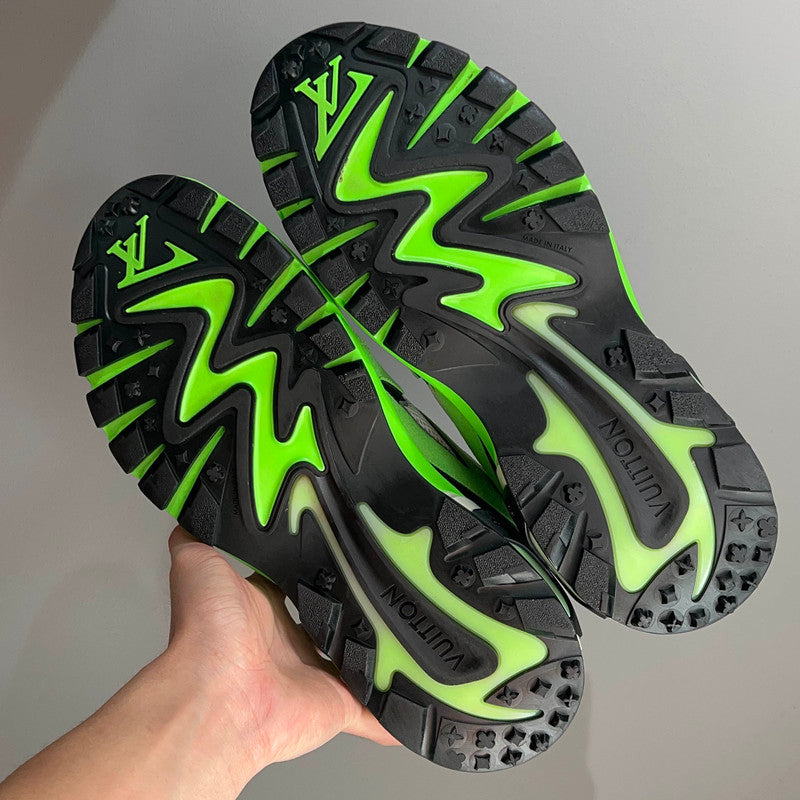 Louis Vuitton Runner Tatic Fashion Sneakers for Men 0079