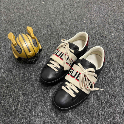 Gucci Black Low-top Sport Sneakers with Web Stripes 0079