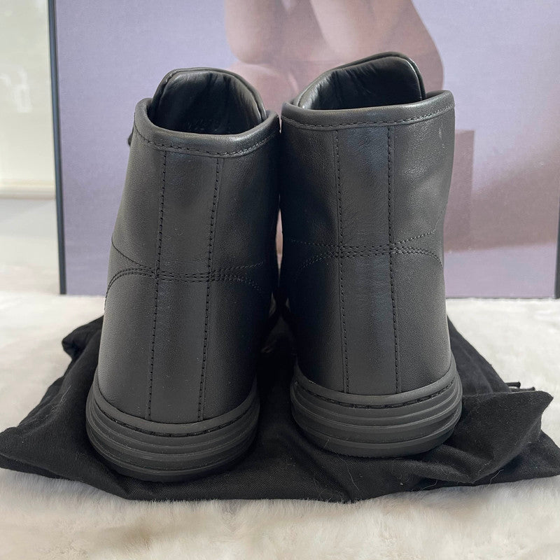 Gucci Minimalist Black Casual Sneakers 0079