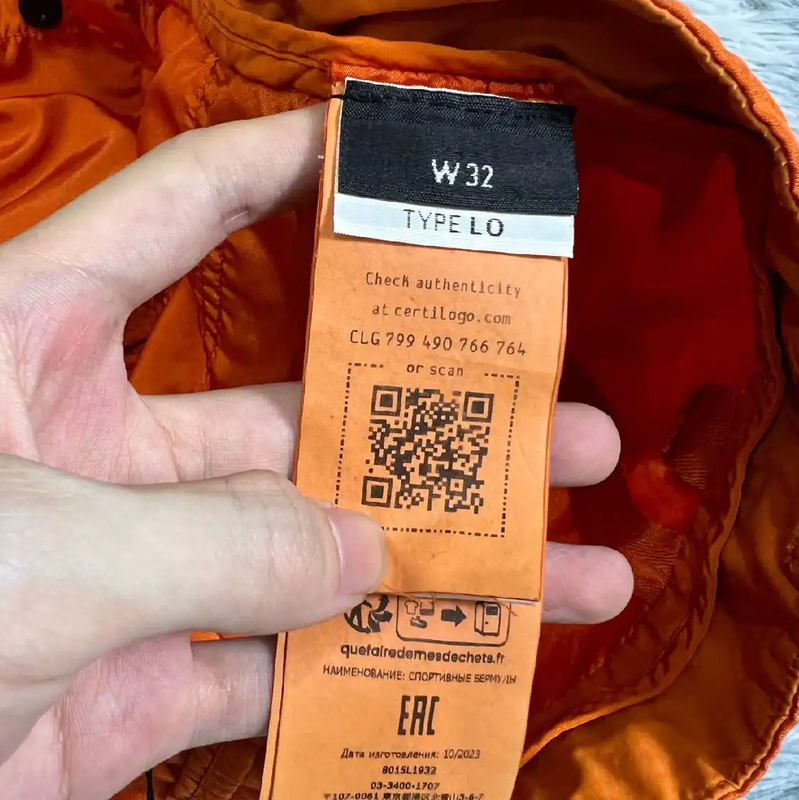 Stone Island Bright Orange Nylon Men's Shorts 0089