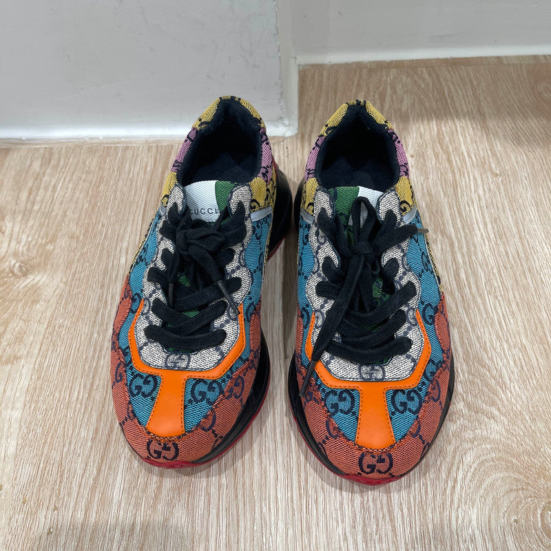 Gucci Rhyton Canvas Vintage Low-Top Sneakers 0079