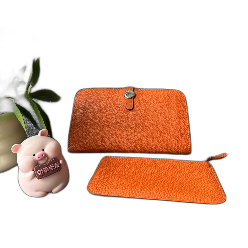 Hermes Dogon Duo Wallet in Feu Orange