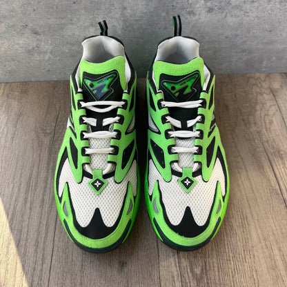 Louis Vuitton Runner Tatic Low-Top Green Sneakers 0079