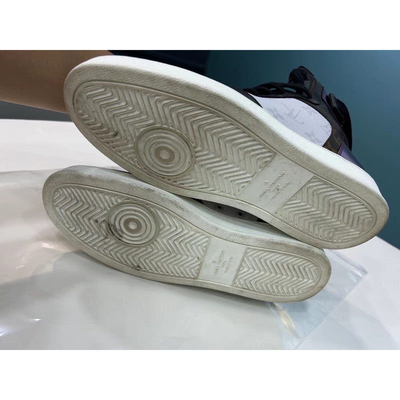 Louis Vuitton Stylish Casual High-Top Sneakers 0079