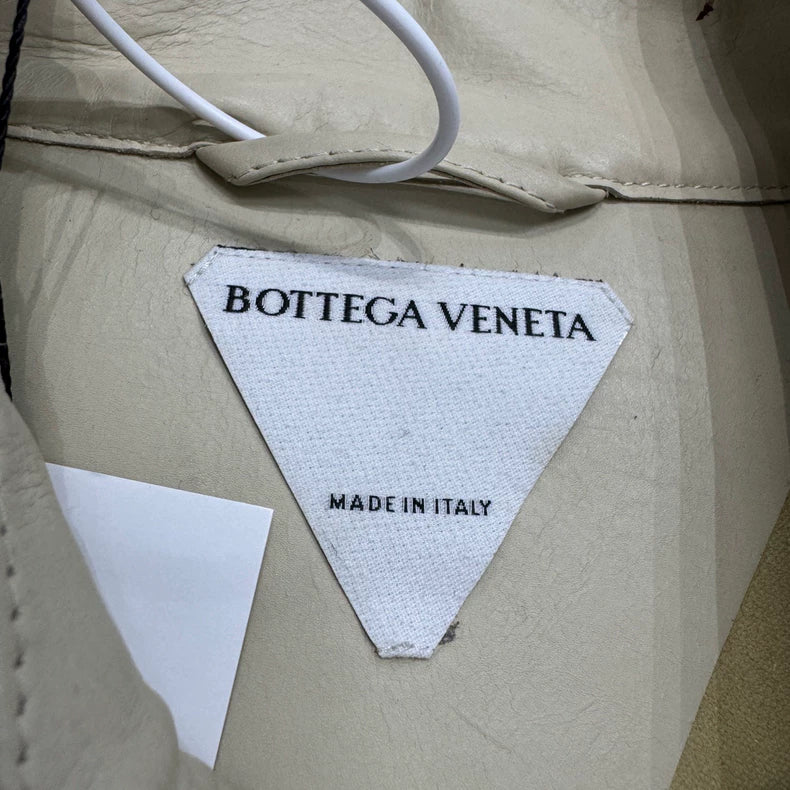 Bottega Veneta Beige Leather Jacket-yf