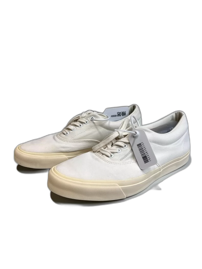 Comme des Garcons White Low Sneakers