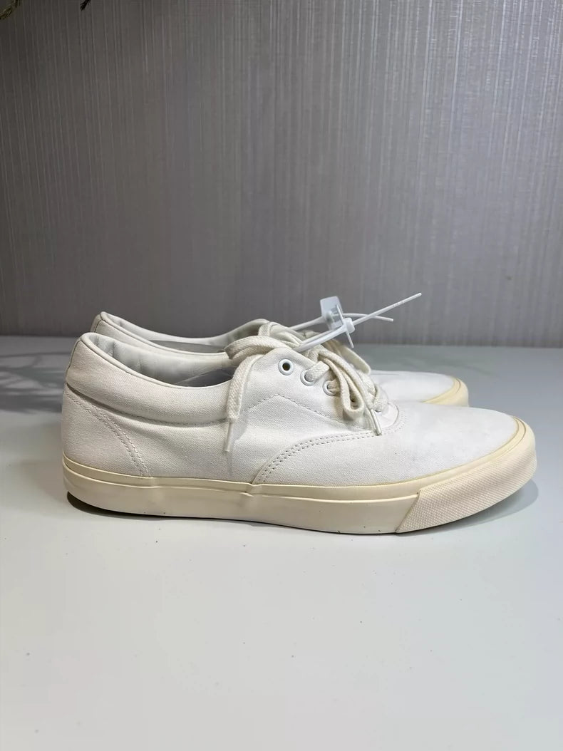 Comme des Garcons White Low Sneakers