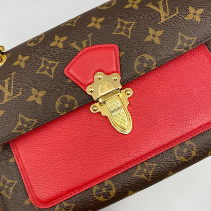 Louis Vuitton Victoria Chain Bag