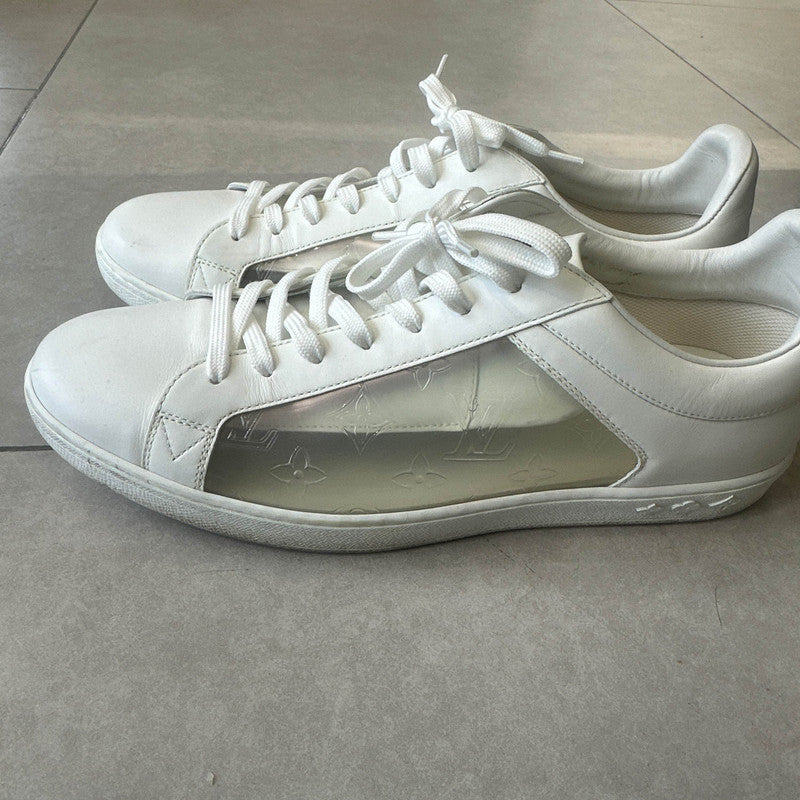 Louis Vuitton White Casual Low-Top Sneakers for Men 0079