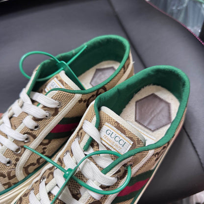 Gucci Tennis 1977 Stylish Low-Top Sneakers 0079