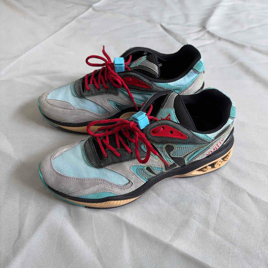 Louis Vuitton Casual Low-Top Sneakers in Purple 0079