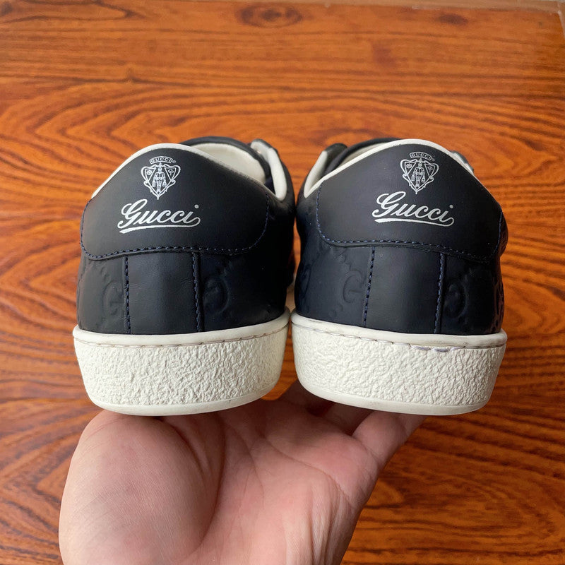 Gucci Low-Top Leather Sneakers in Blue 0079