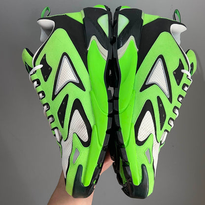 Louis Vuitton Runner Tatic Fashion Sneakers for Men 0079