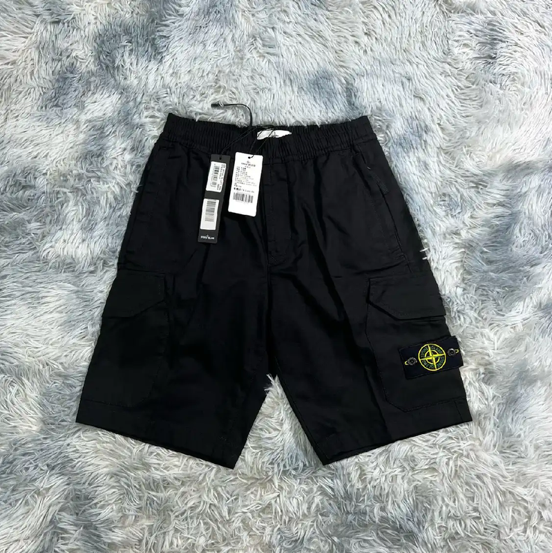 Stone Island Men's Black Cargo Shorts 0089