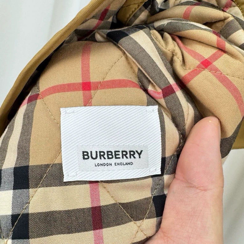 Burberry Quilted Gold Button Coat-yf